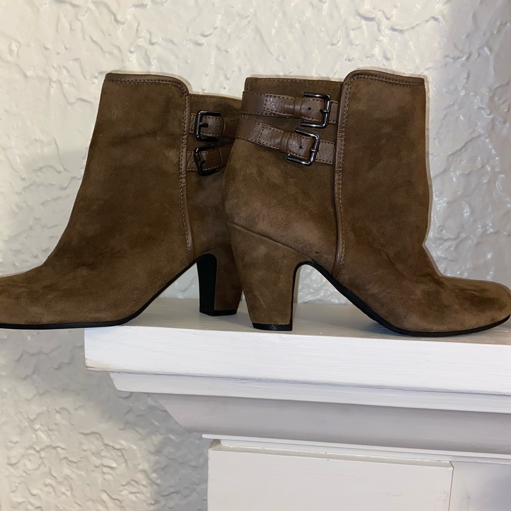 Sofft Brown Booties